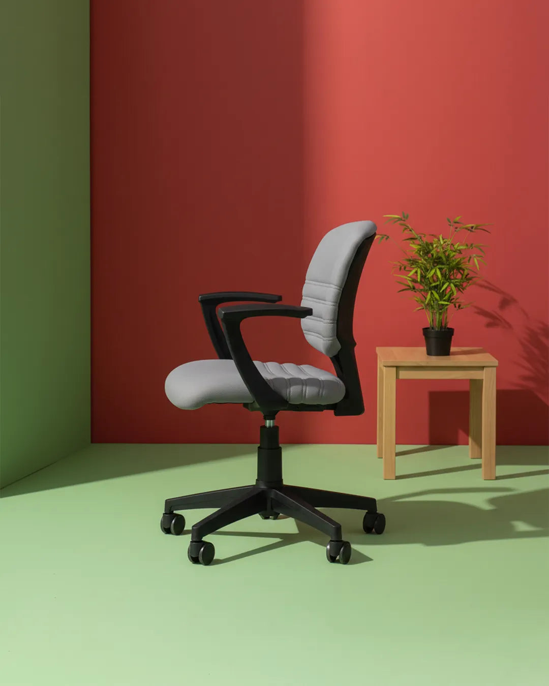 Buddy Kids Desk Chair